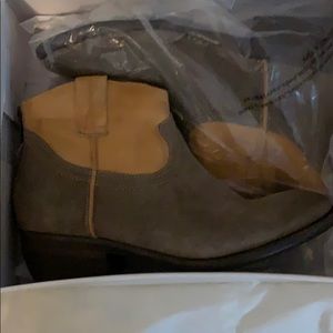 Steve Madden western boot size 7  NIB